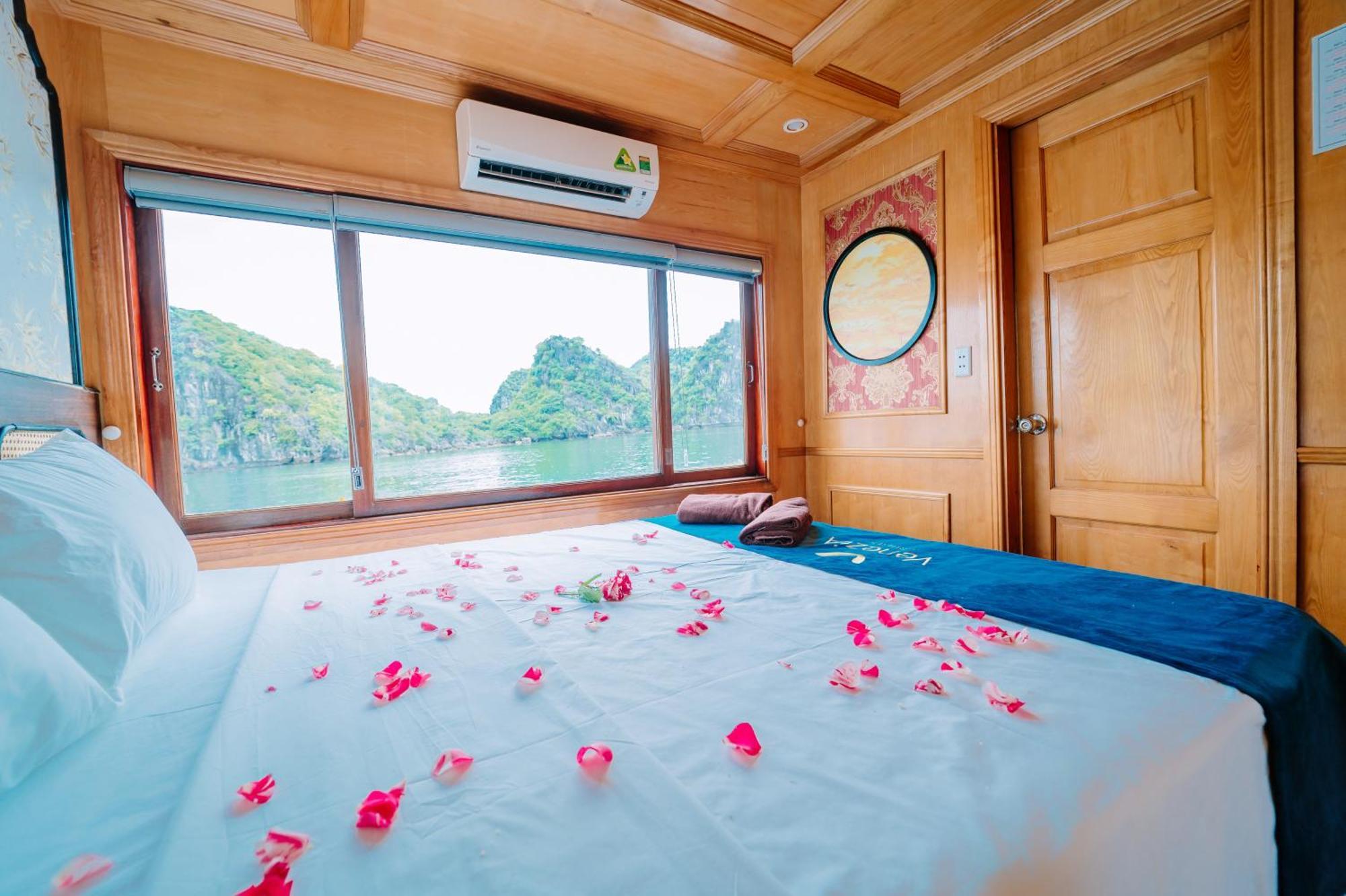 Venezia Cruises Hotel ฮาลอง ภายนอก รูปภาพ